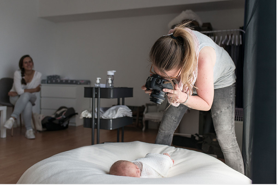 Behind-the-scenes-newbornsessie-Zoetemeer